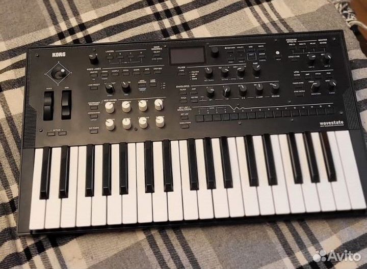 Синтезатор korg wavestate