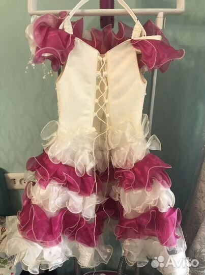 Нарядное платье