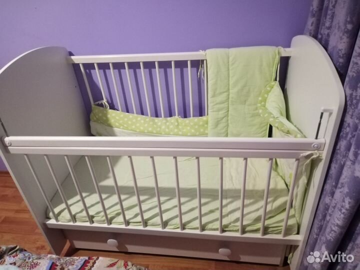 Детская кроватка