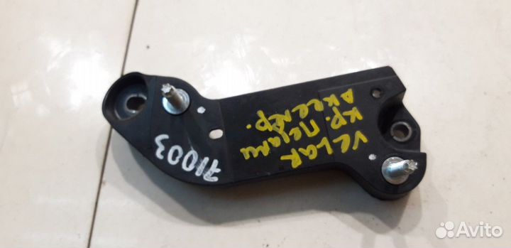 Кронштейн педали акселератора