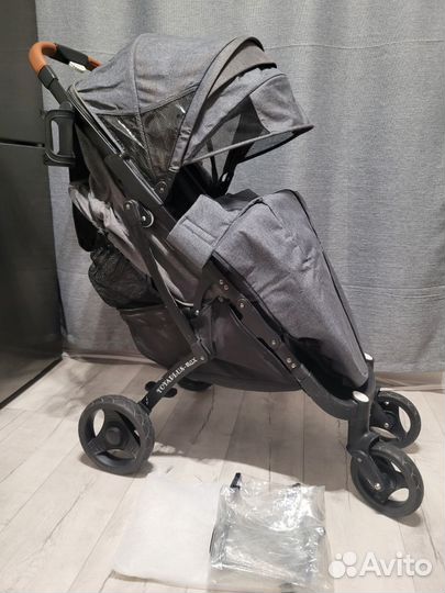 Прогулочная коляска yoya plus max