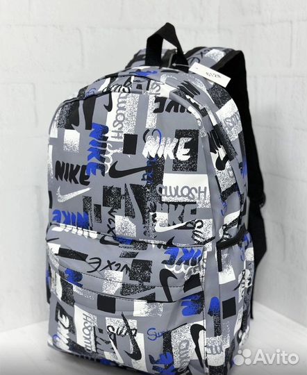 Рюкзак школьный