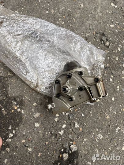 Масляный насос на volkswagen polo IV 9n3