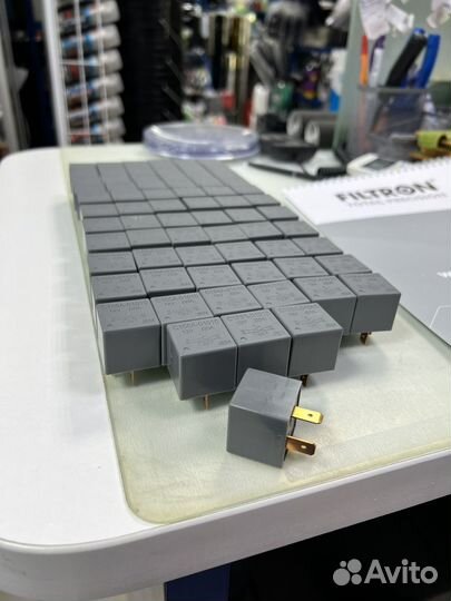 Реле 4 контактное