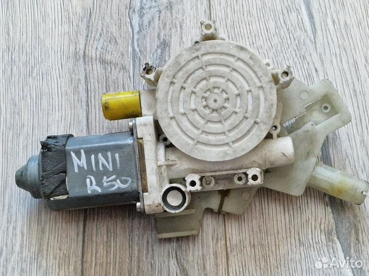 Моторчик стеклоподъемника Mini Cooper R50
