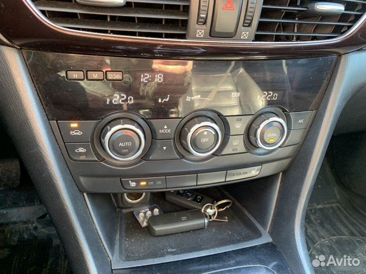 Блок управления климатом Mazda 6 GJ 2014
