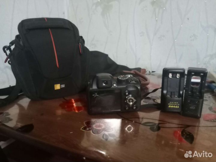 Зеркальный фотоаппарат fujifilm