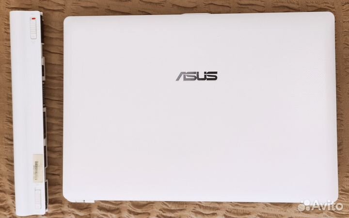 Мини-ноутбук Asus 10 дюймов + бонус - сумка