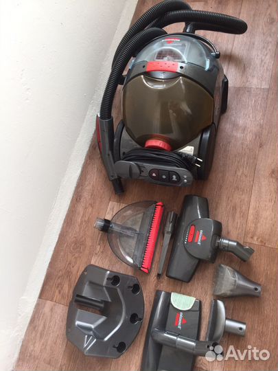 Моющий пылесос bissell