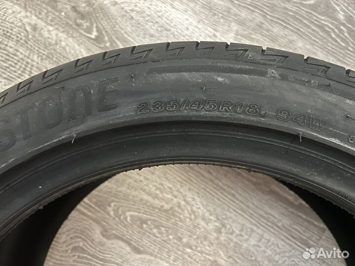 Bridgestone Turanza T005A 235/45 R18