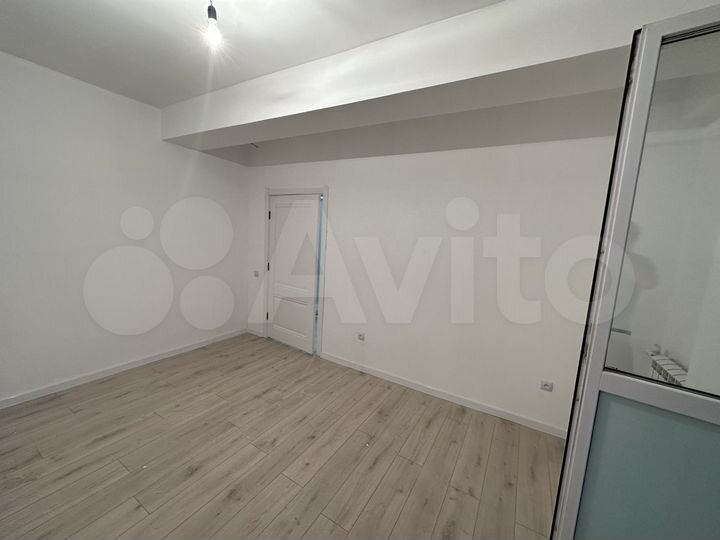 2-к. квартира, 42 м², 8/9 эт.