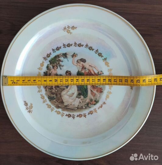 Блюдо круглое фарфор Мадонна, ГДР