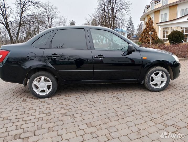 LADA Granta 1.6 МТ, 2013, 160 000 км