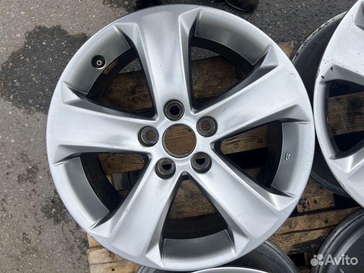 Оригинальные диски Toyota Rav4 R17 5x114.3