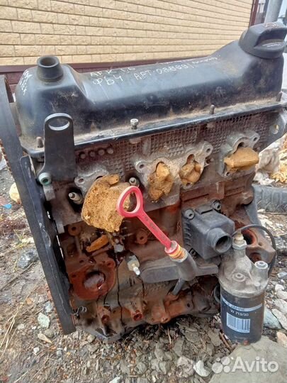 Двигатель 1'6