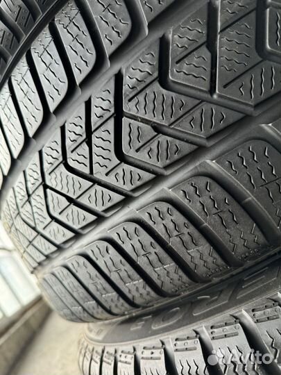 Pirelli Winter Sottozero Serie 3 225/45 R18 и 245/40 R18 V