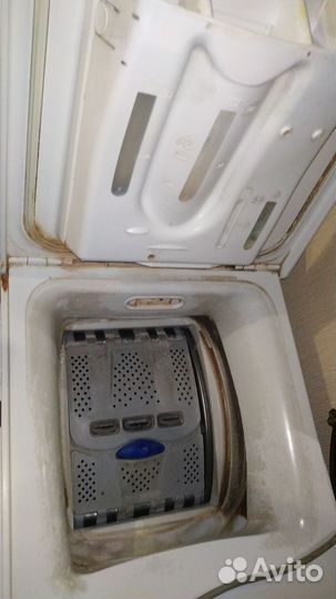 Стиральная машина с вертикальной загрузкой