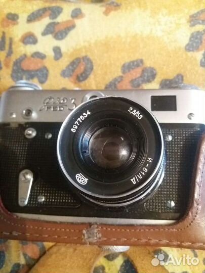 Плёночный фотоаппарат фэд 3 в кожаном чехле