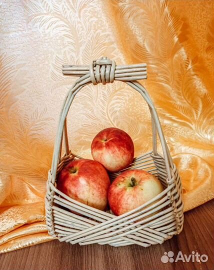 Корзинка плетенная