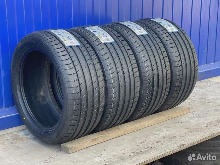 Triangle EffeXSport TH202 255/35 R20