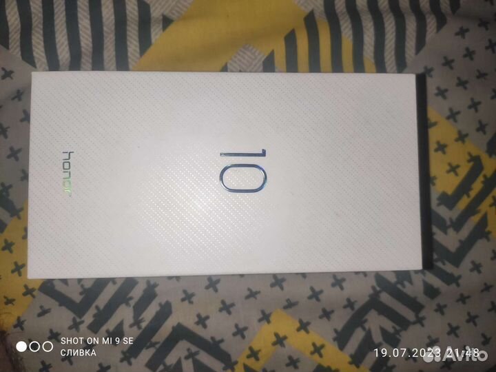 Коробка от honor 10