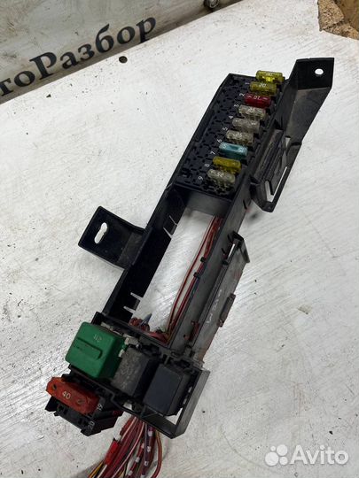 Блок предохранителей фишка проводка W210 Merc