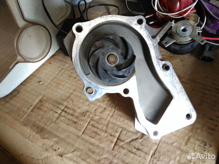 Помпа Форд Фокус 2 (FoMoCo)