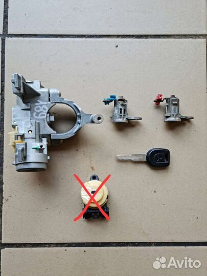 Замок зажигания с личинками Mitsubishi Lancer IX
