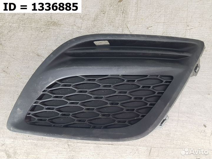 Решетка бампера передняя левая Volvo Xc60 1