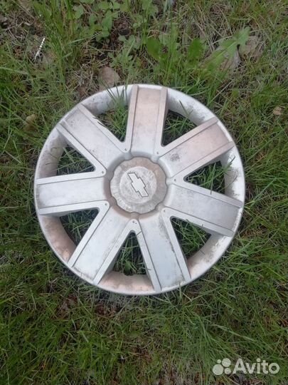 Продам колпак на лачетти