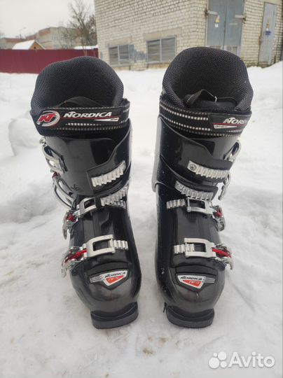 Горнолыжные ботинки Nordica
