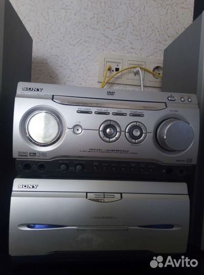 Музыкальный центр sony