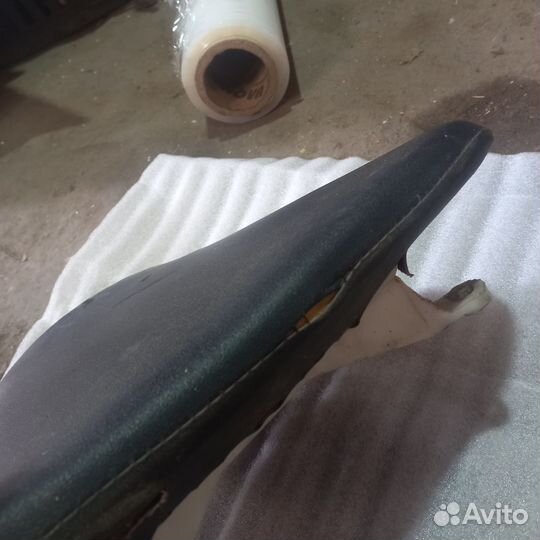 Сиденье переднее Suzuki gsxr 600/750 97-99