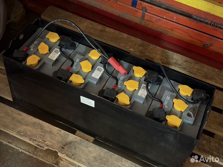 Аккумулятор для штабелера тяговый новый