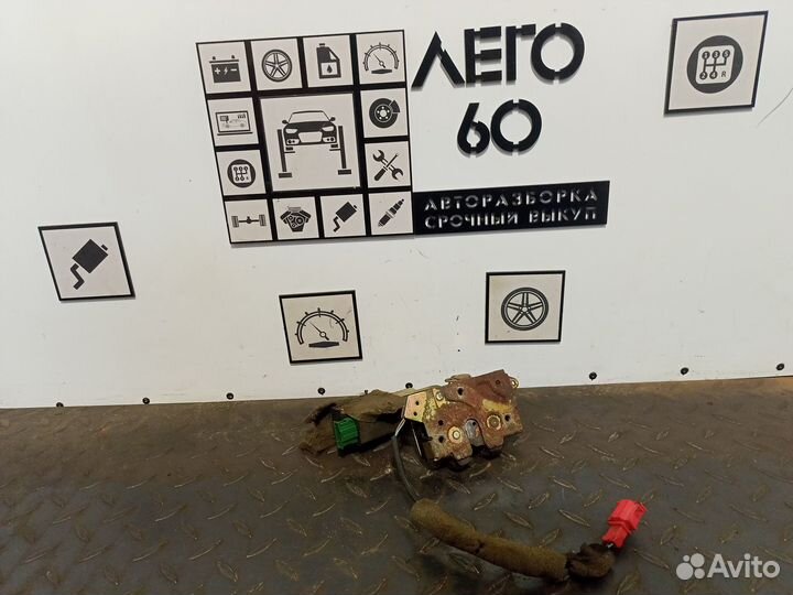 Замок багажника для VW Sharan