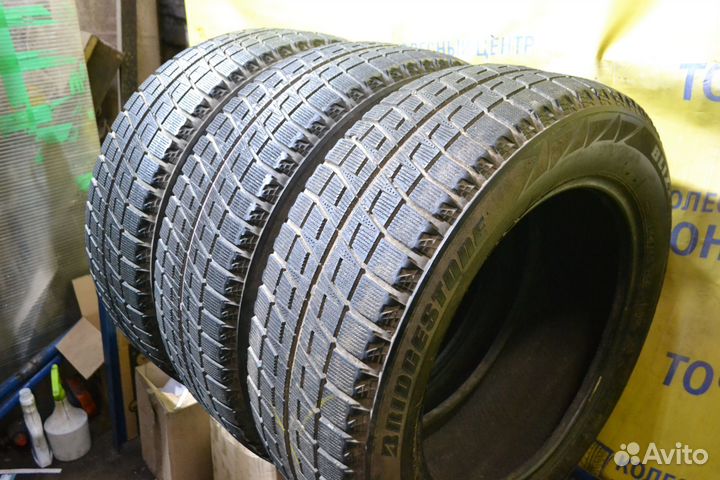 Bridgestone Blizzak Revo2 215/60 R17
