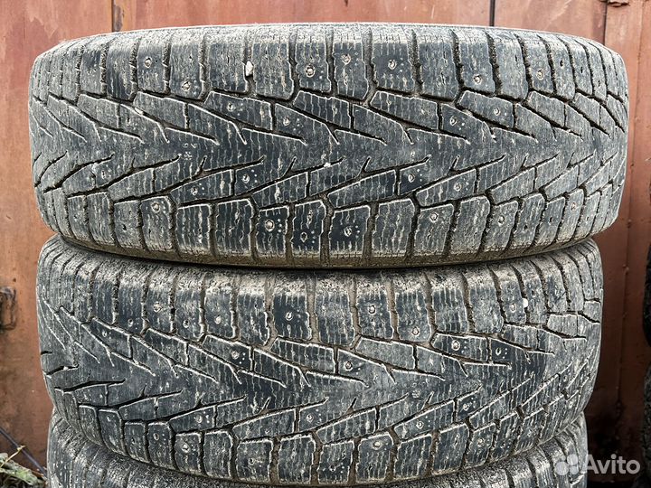 Nokian Tyres Hakkapeliitta 7 SUV 225/65 R17 62M