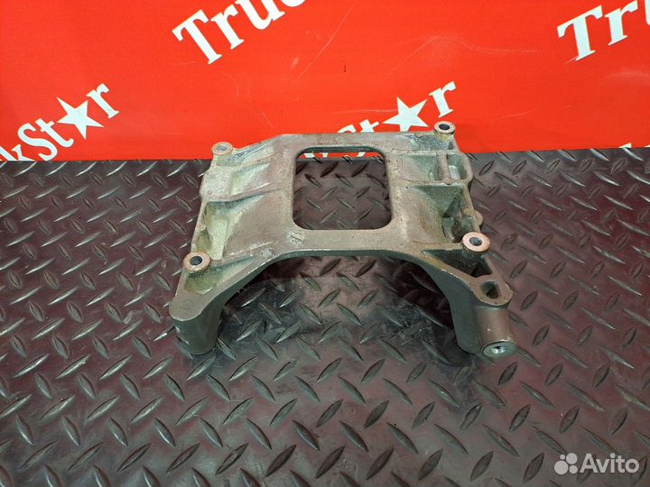 Кронштейн генератора Daf XF106