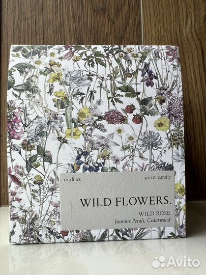 Liberty Wild Flowers Scented Candle 300 гр