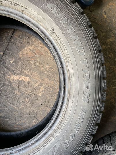 Dunlop Grandtrek Ice 02 225/65 R17