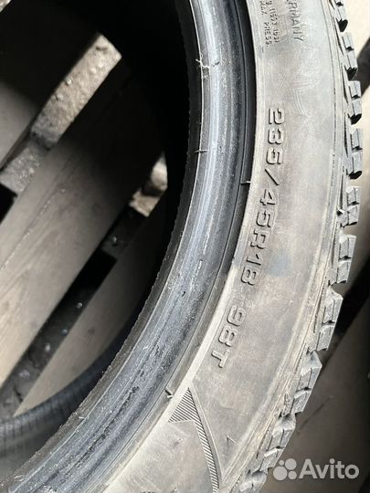 Goodyear UltraGrip Ice 2 235/45 R18