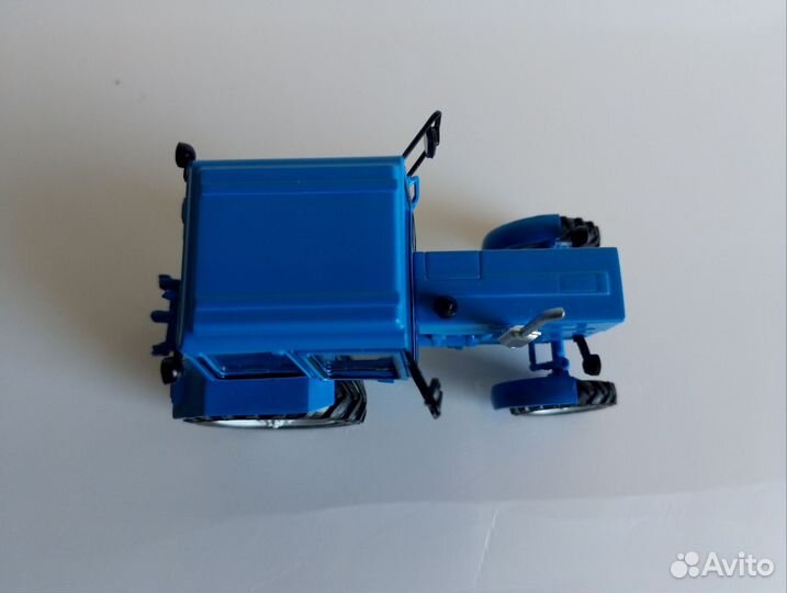 Мтз-82Р 1:43, Hachette