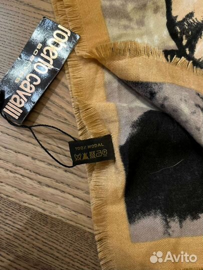 Палантин/платок roberto cavalli