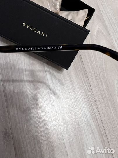 Солнцезащитные оригинальные очки Bulgari