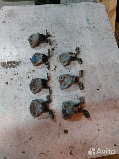 Петля двери задняя kia sportage 1 киа спортейдж 1