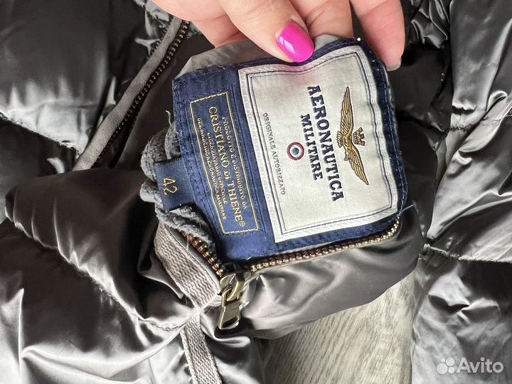 Пуховик женский 44 46