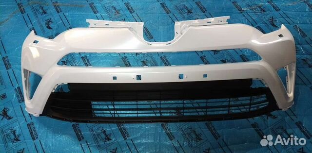 Бампер Rav 4 40 белый перламутр без дефектов