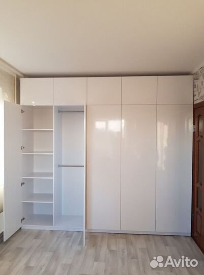 Шкаф стенка