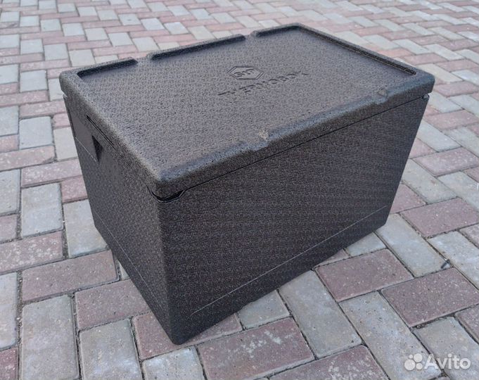 Ударопрочный термоконтейнер на 131 литр