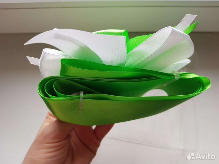 Бант атласный с лентой для конверта на выписку